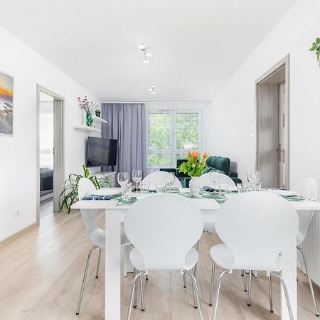 Apartament Deluxe Platany C38 By Renters Apartment Kolobrzeg Exterior photo