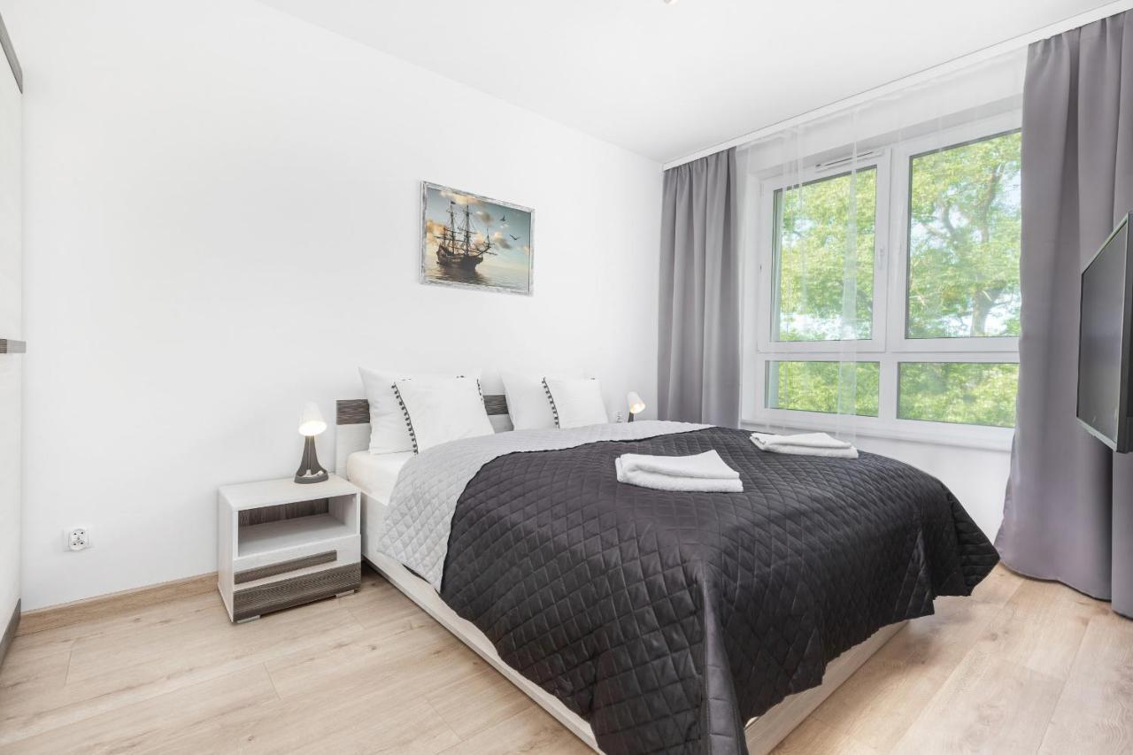 Apartament Deluxe Platany C38 By Renters Apartment Kolobrzeg Exterior photo