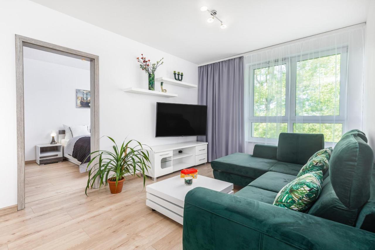 Apartament Deluxe Platany C38 By Renters Apartment Kolobrzeg Exterior photo