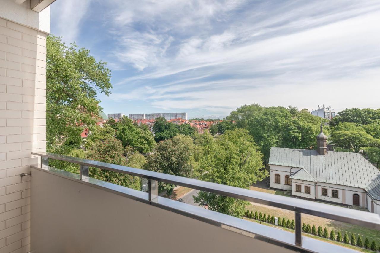 Apartament Deluxe Platany C38 By Renters Apartment Kolobrzeg Exterior photo
